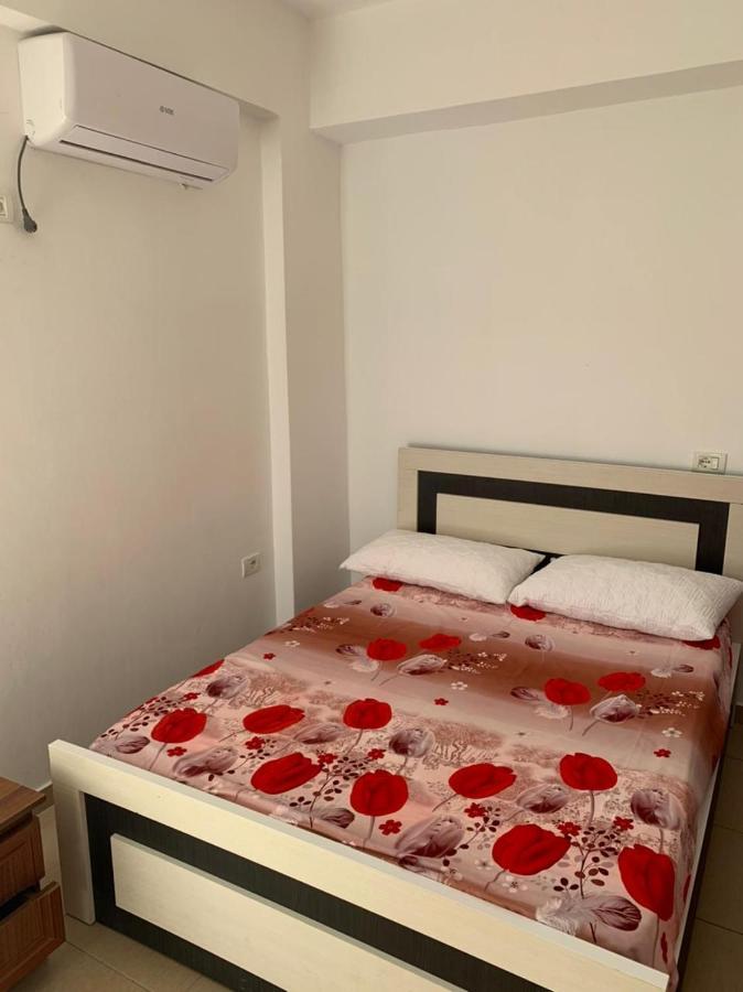 Denaj House Hotel Himarë Eksteriør billede